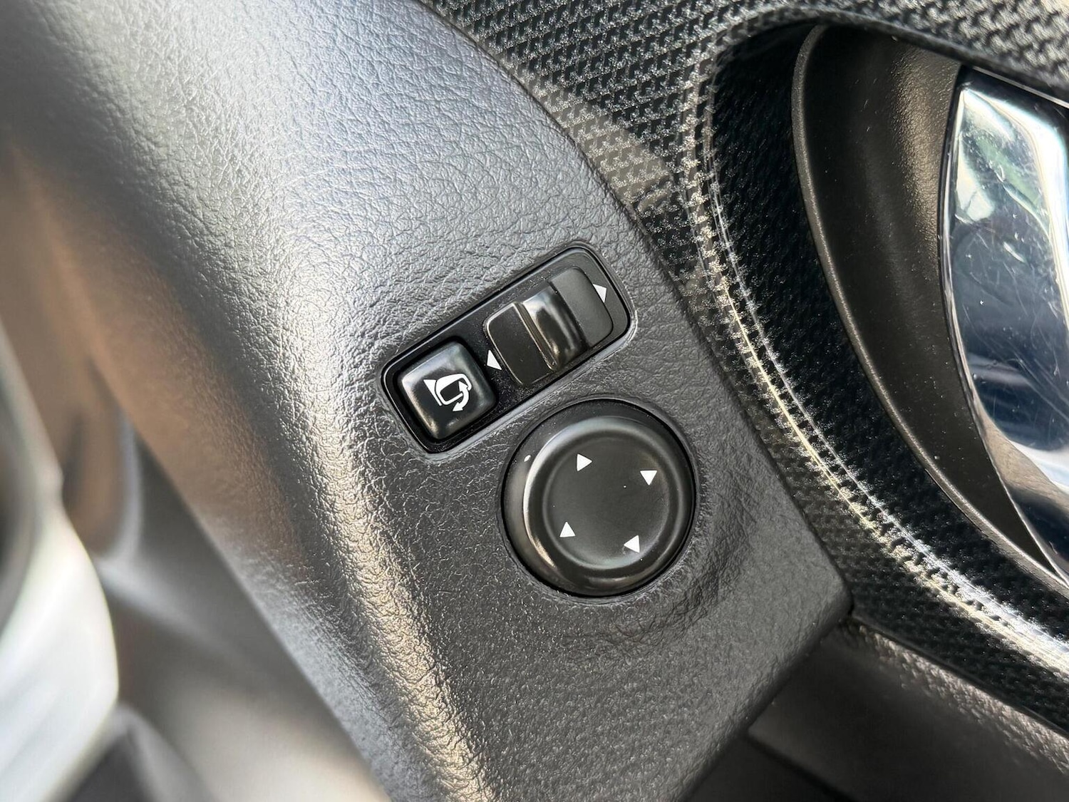 Used Nissan X-Trail 2016 for sale - 77003406: Photo 39