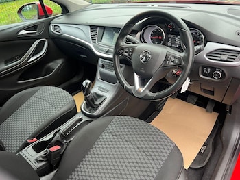 Used Vauxhall Astra 2016 for sale - 77501463: Photo