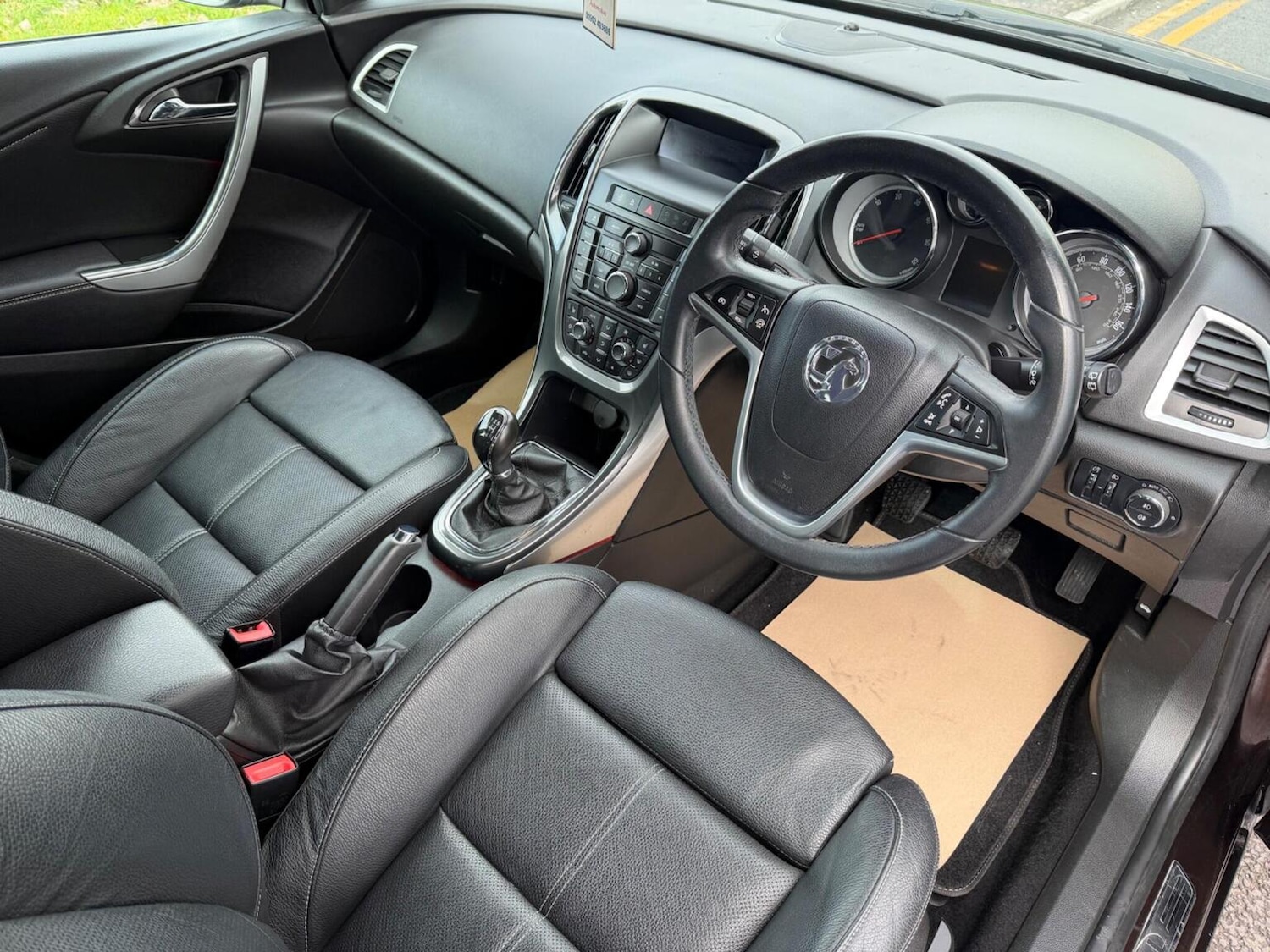 Used Vauxhall Astra 2014 for sale - 77830149: Photo 2