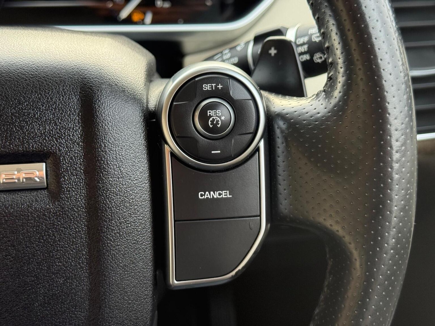 Used Land Rover Range Rover Sport 2016 for sale - 77264421: Photo 33