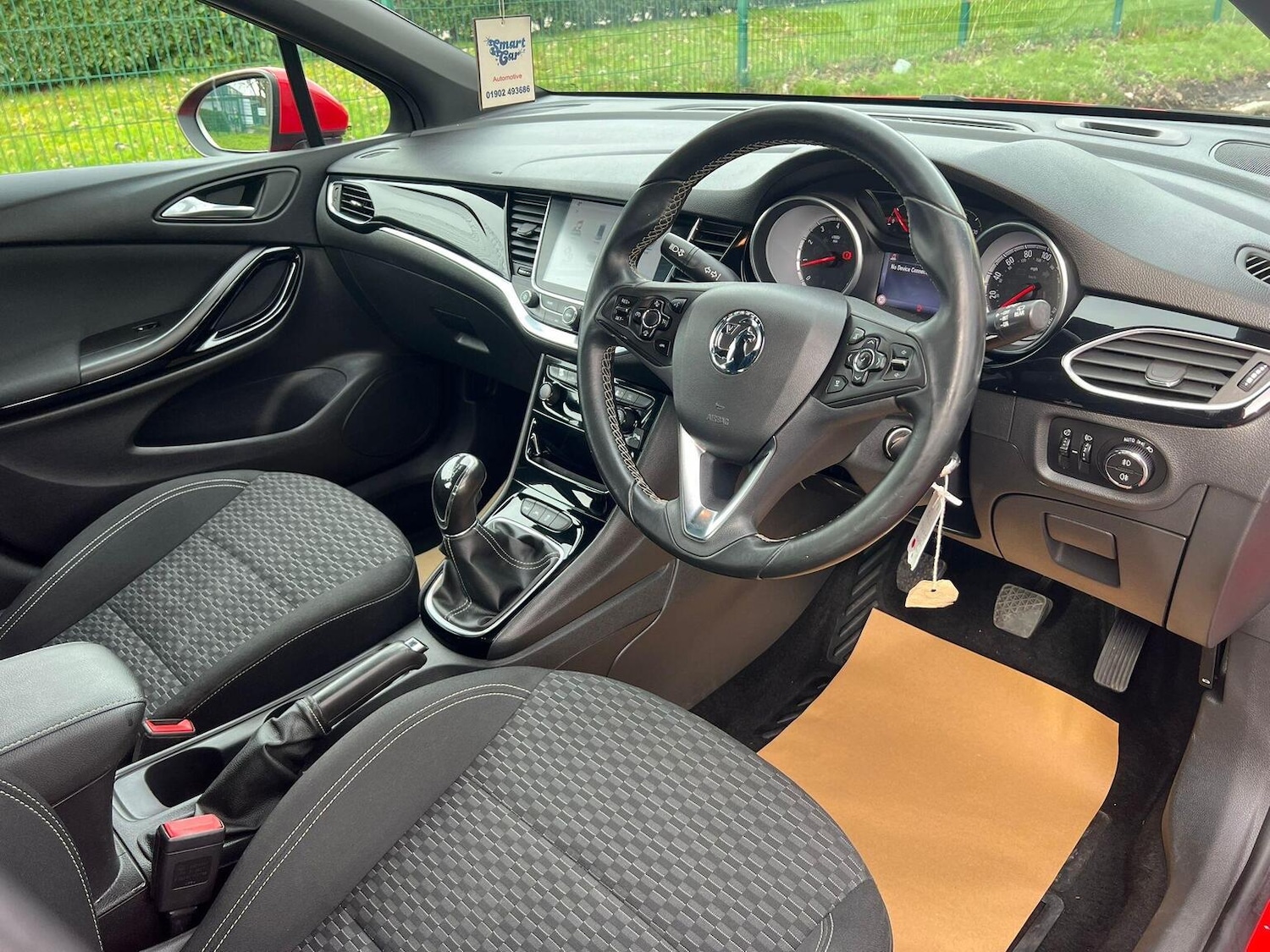 Used Vauxhall Astra 2016 for sale - 77590066: Photo 2