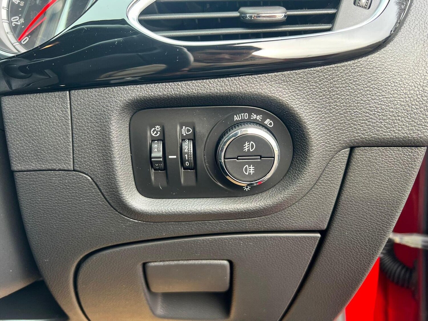 Used Vauxhall Astra 2016 for sale - 77590066: Photo 37