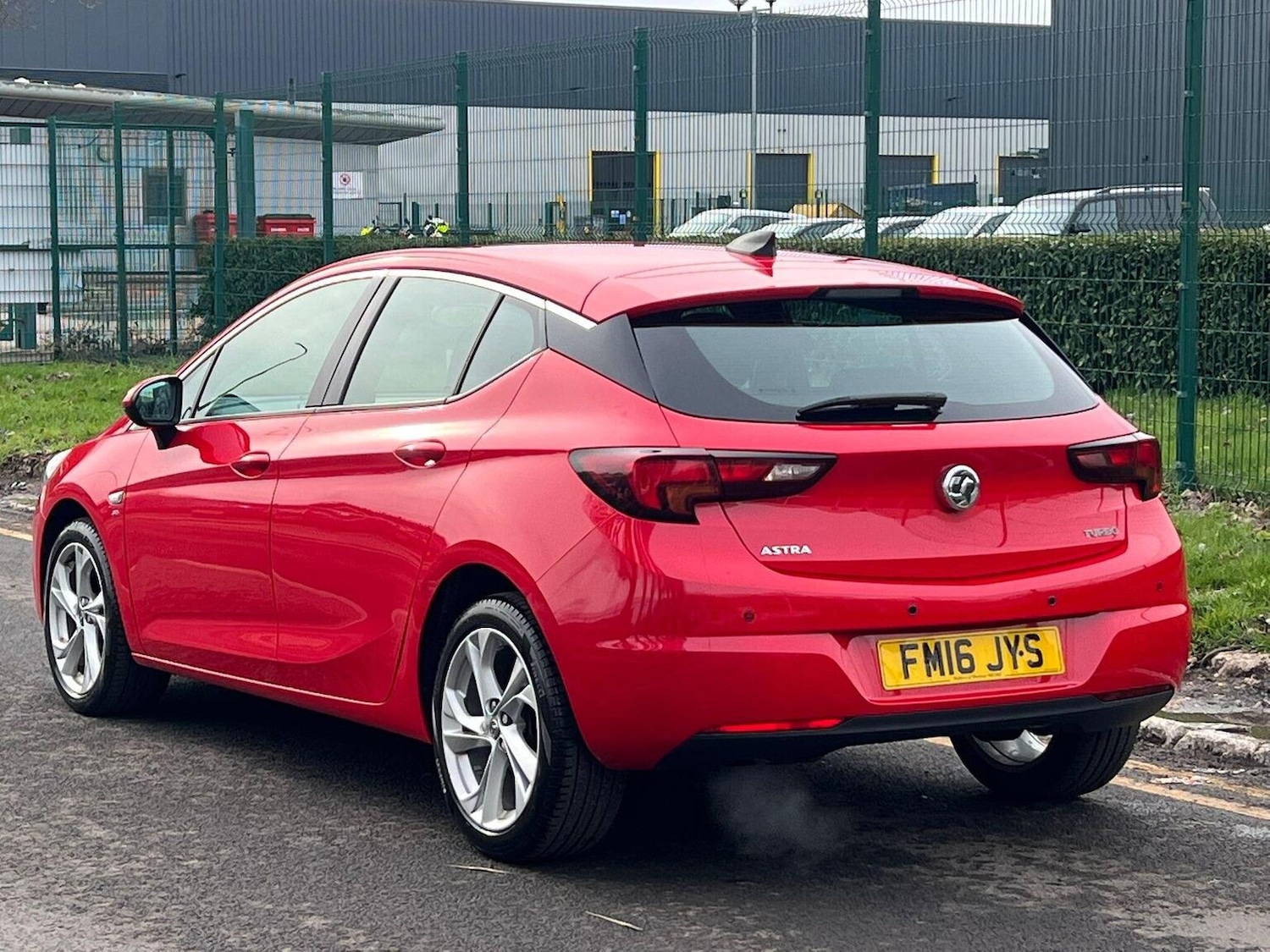 Used Vauxhall Astra 2016 for sale - 77590066: Photo 4