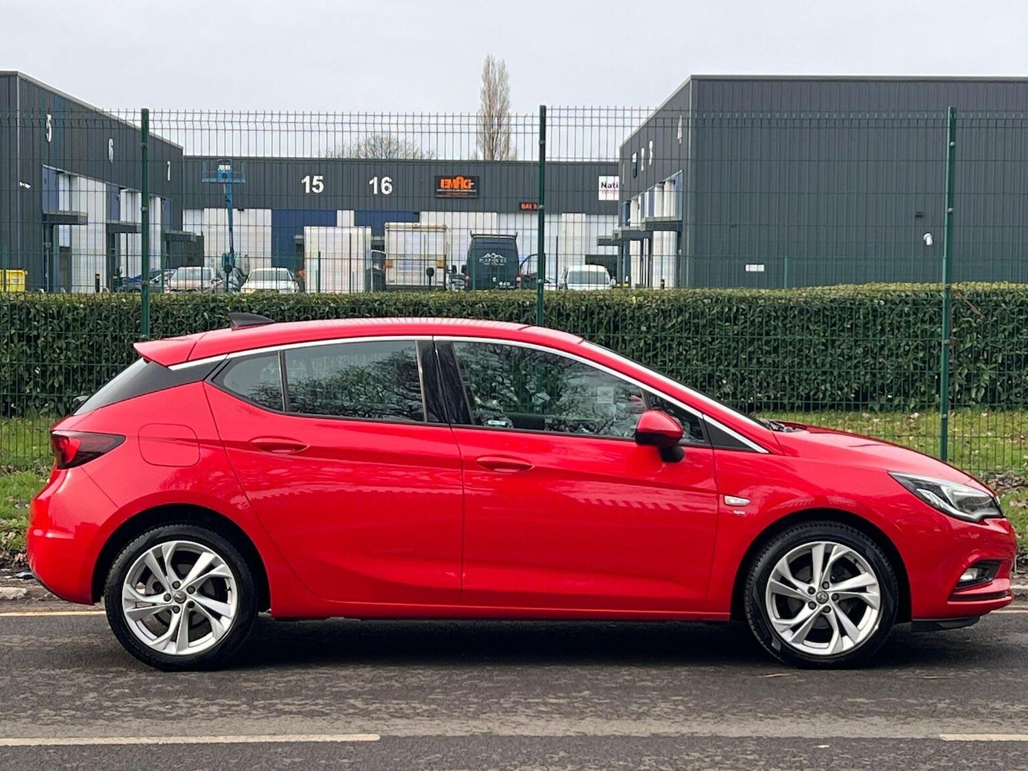 Used Vauxhall Astra 2016 for sale - 77590066: Photo 5