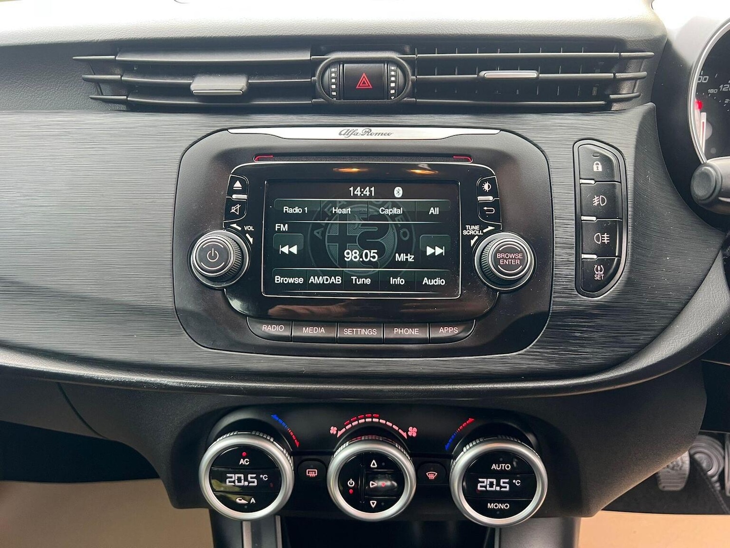 Used Alfa Romeo Giulietta 2016 for sale - 77796905: Photo 25