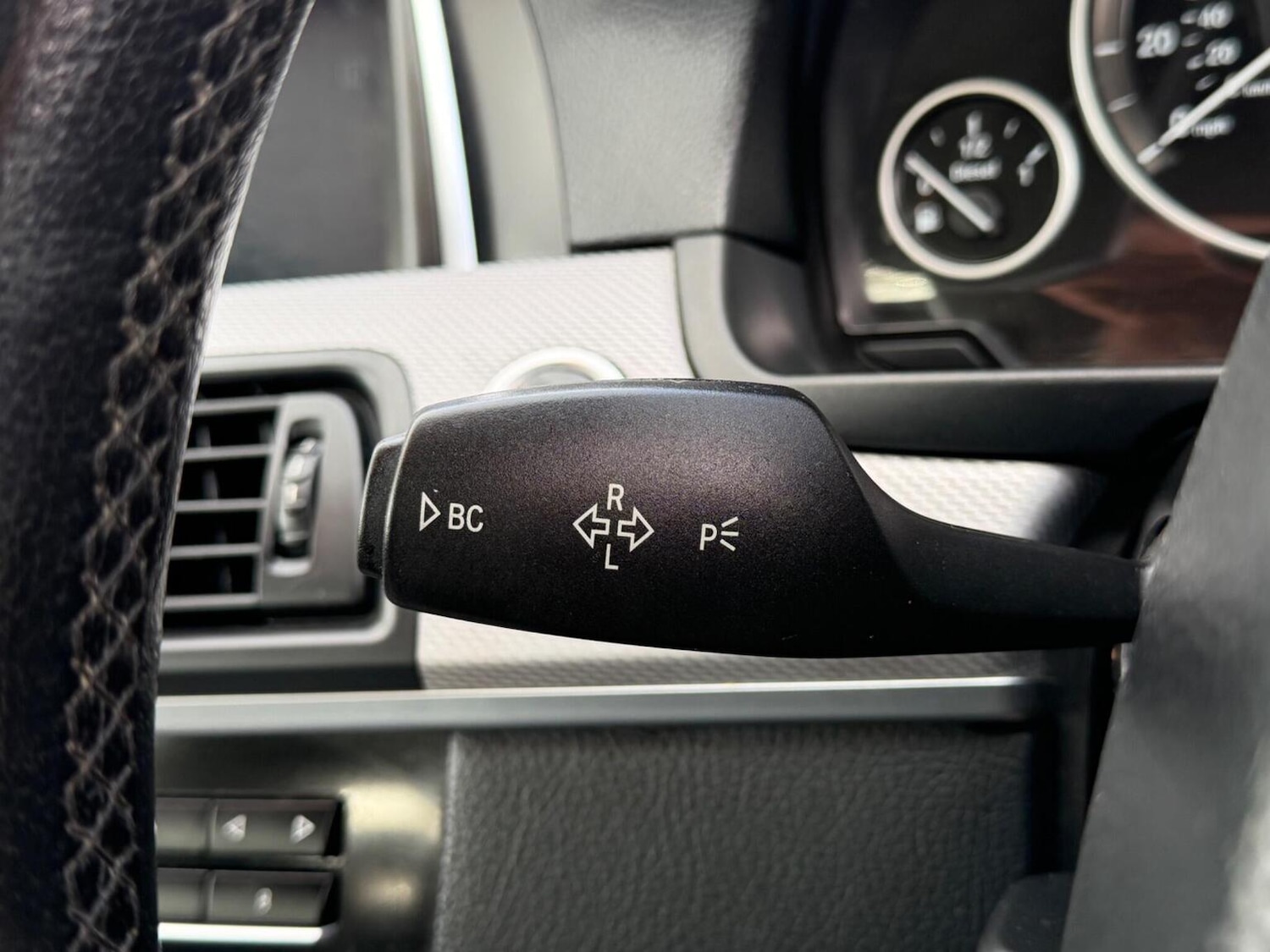 Used BMW 5 Series 2013 for sale - 77968634: Photo 41