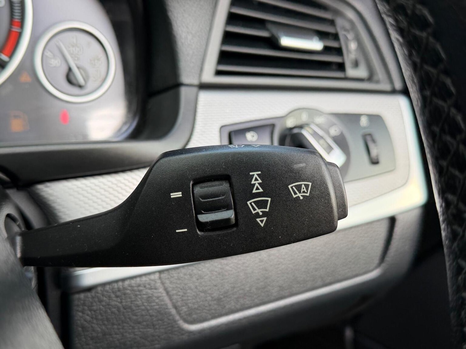 Used BMW 5 Series 2013 for sale - 77968634: Photo 42