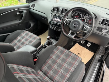 Used Volkswagen Polo 2016 for sale - 77077134: Photo