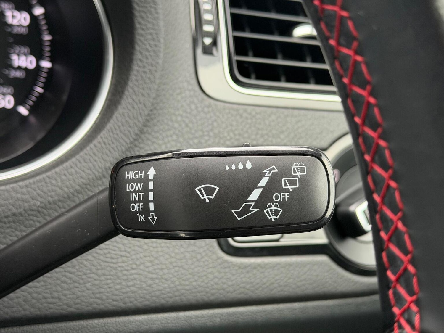 Used Volkswagen Polo 2016 for sale - 77077134: Photo 37