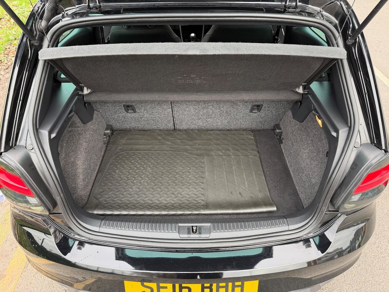 Used Volkswagen Polo 2016 for sale - 77077134: Photo 42