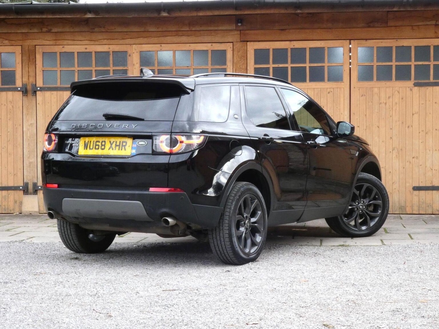 Used Land Rover Discovery Sport 2018 for sale - 77014879: Photo 2
