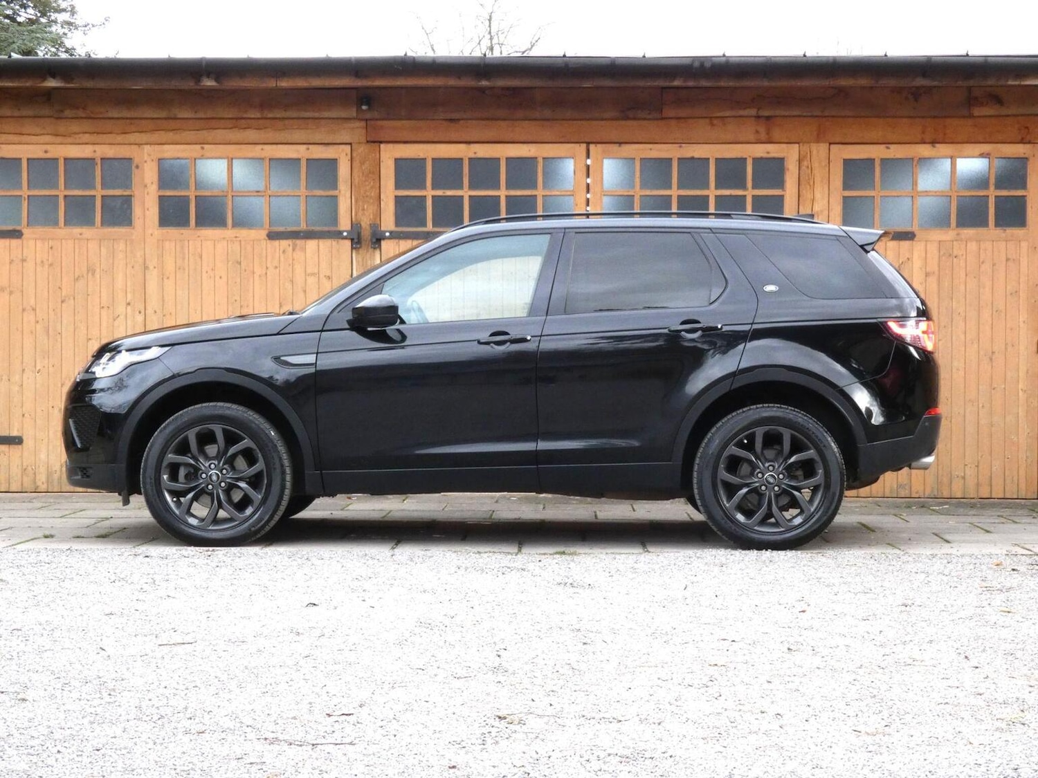 Used Land Rover Discovery Sport 2018 for sale - 77014879: Photo 4