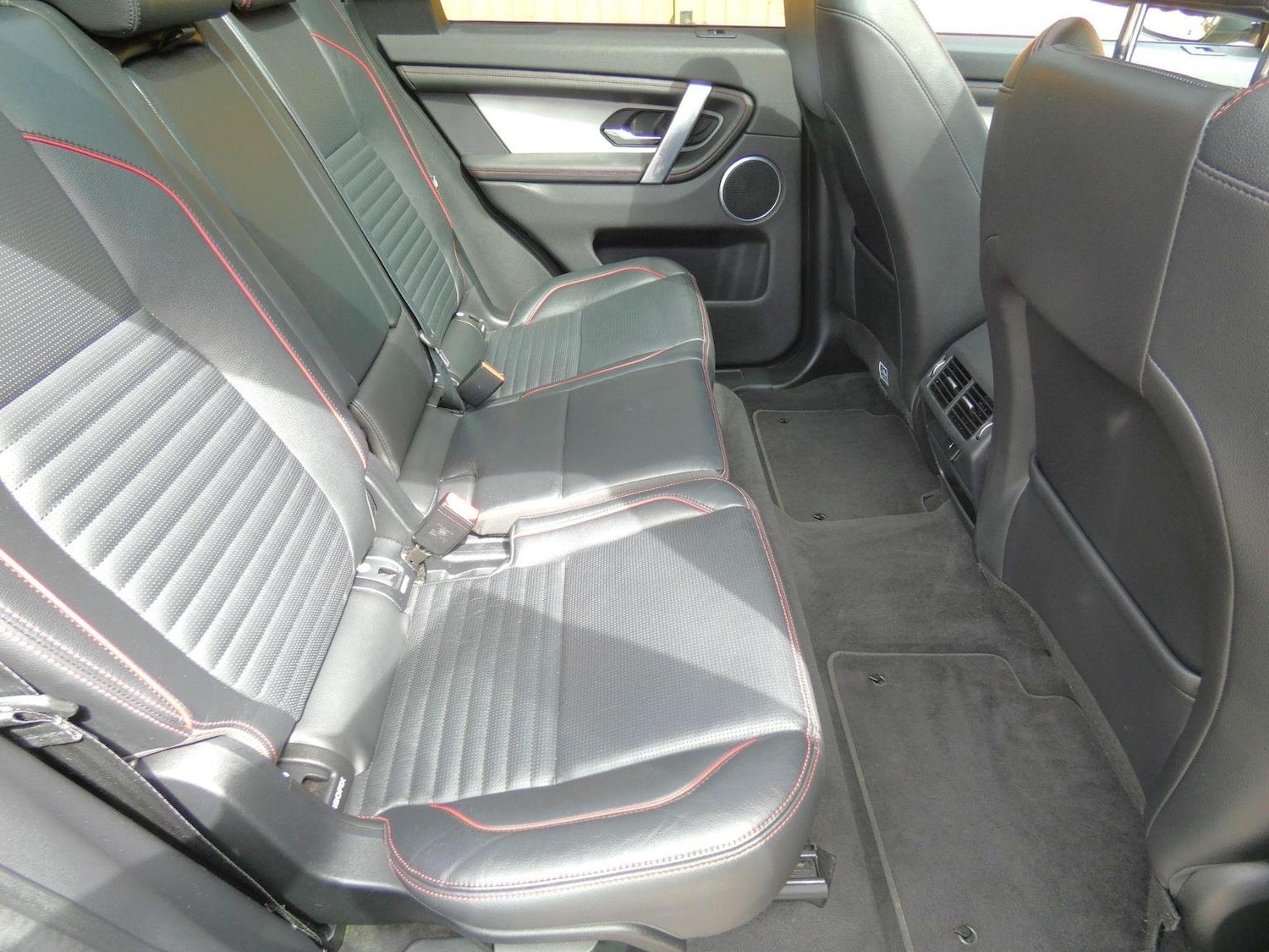 Used Land Rover Discovery Sport 2021 for sale - 77014888: Photo 28