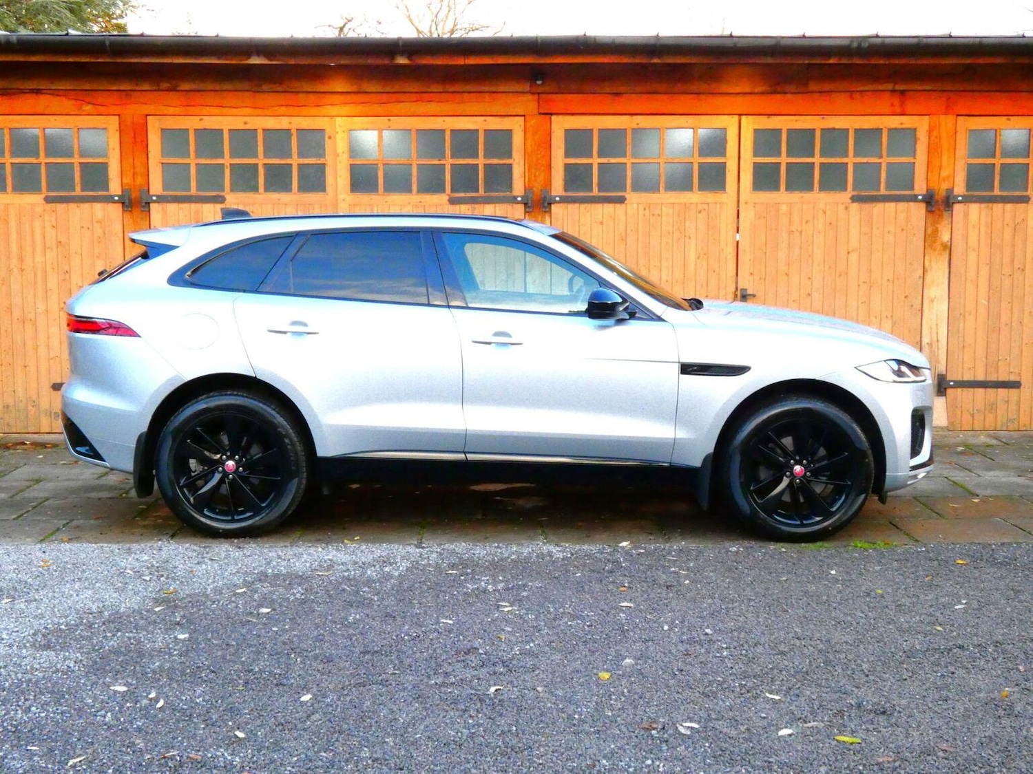 Used Jaguar F-Pace 2022 for sale - 76986803: Photo 32