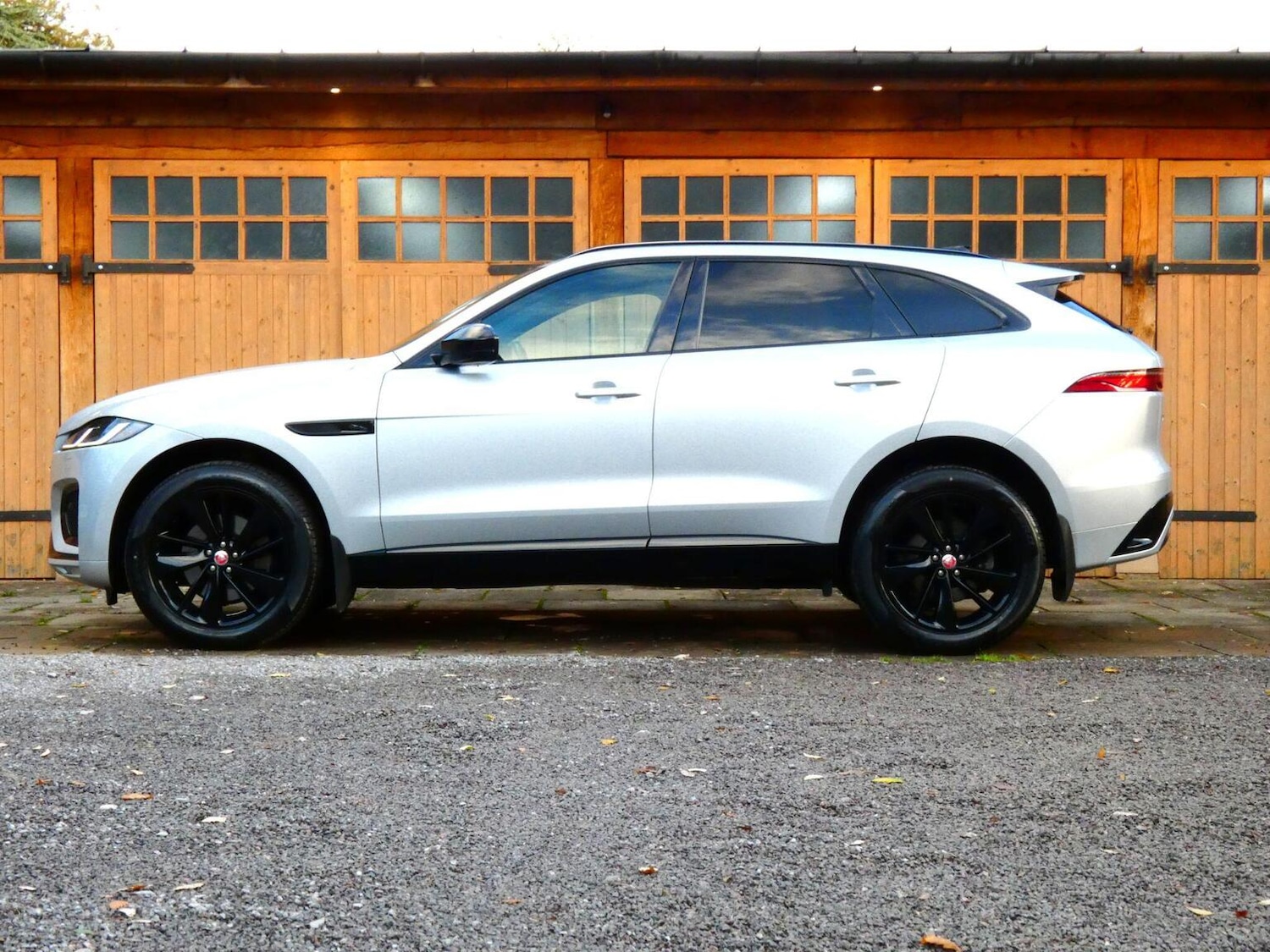 Used Jaguar F-Pace 2022 for sale - 76986803: Photo 4