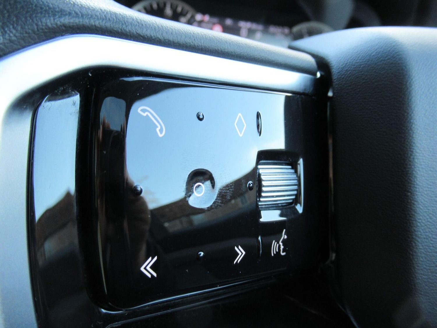 Used Land Rover Discovery Sport 2022 for sale - 76986760: Photo 30