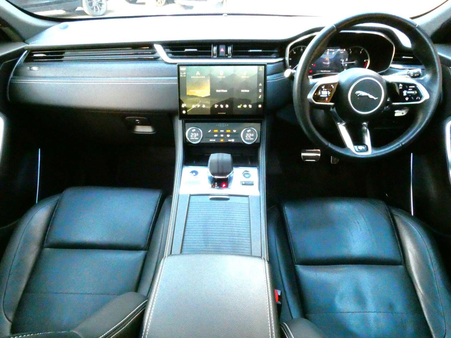 Used Jaguar F-Pace 2022 for sale - 77052998: Photo 8