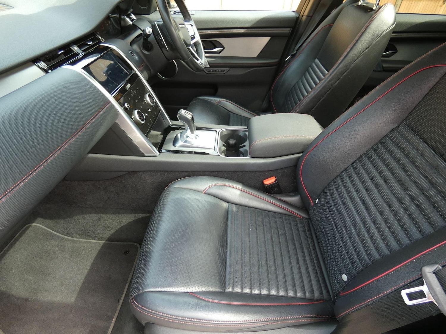 Used Land Rover Discovery Sport 2021 for sale - 77052988: Photo 16