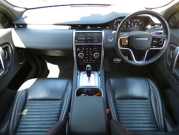 Used Land Rover Discovery Sport 2021 for sale - 77052988: Photo