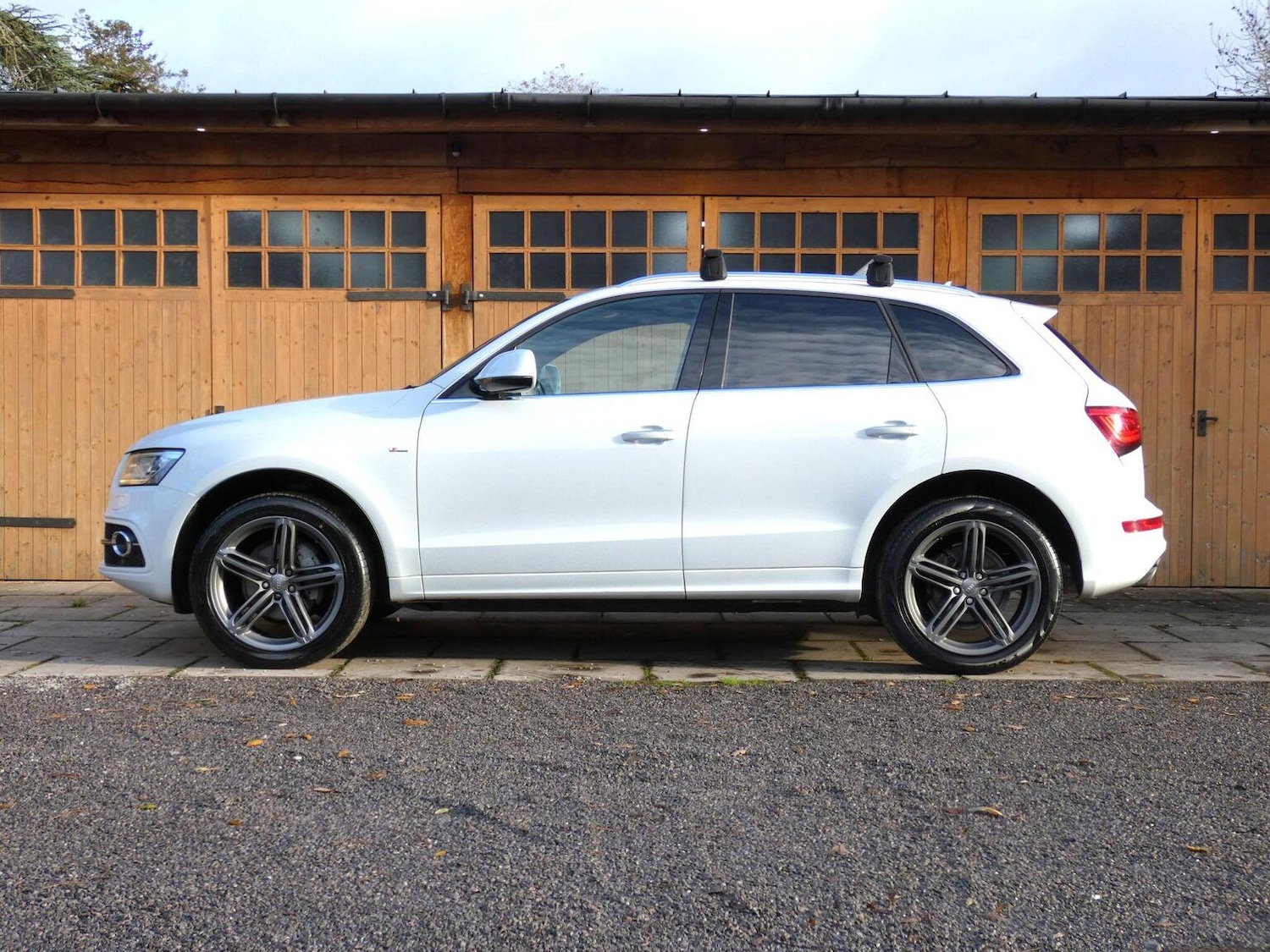 Used Audi Q5 2015 for sale - 76986835: Photo 4