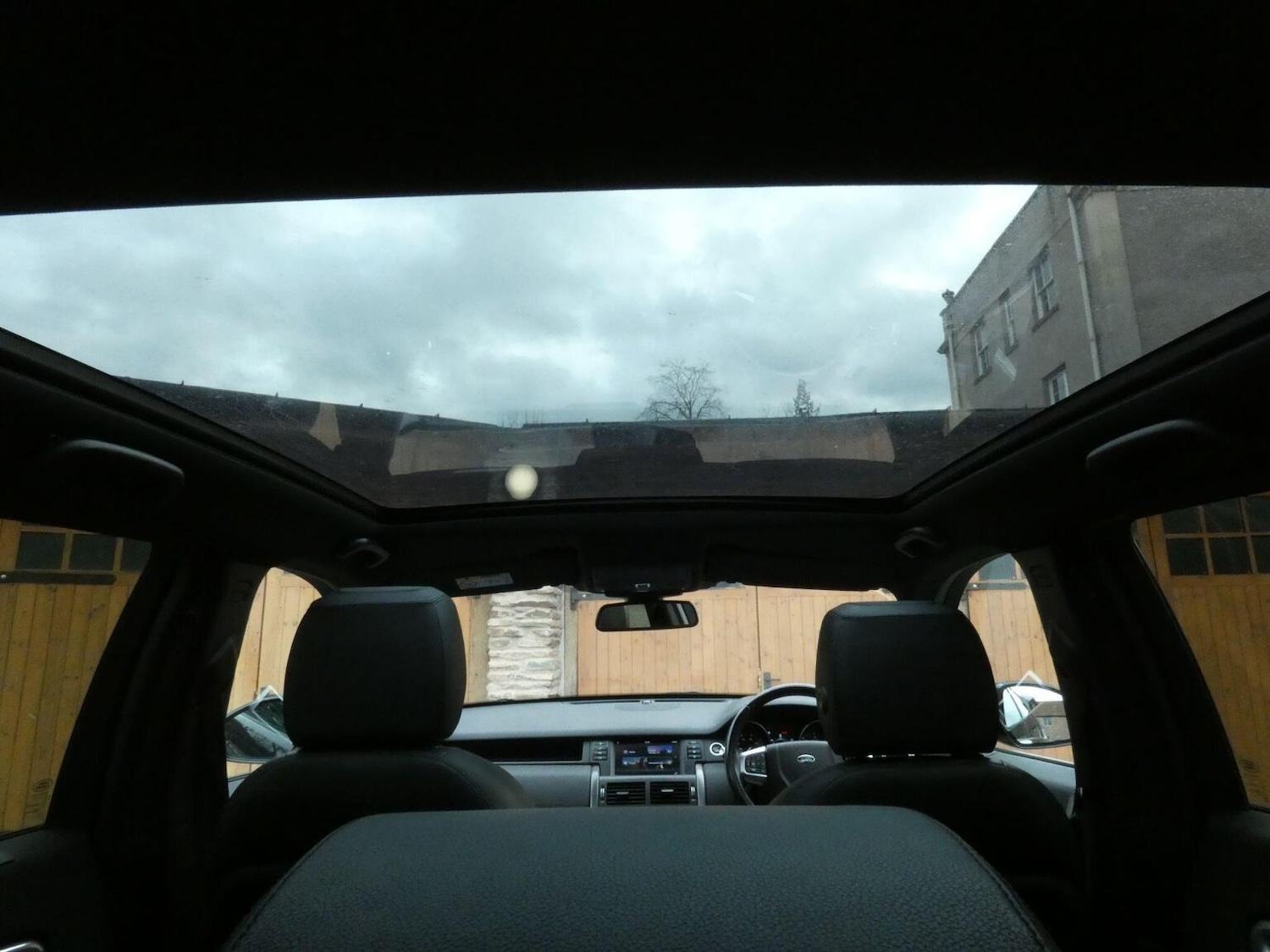 Used Land Rover Discovery Sport 2018 for sale - 77052992: Photo 24