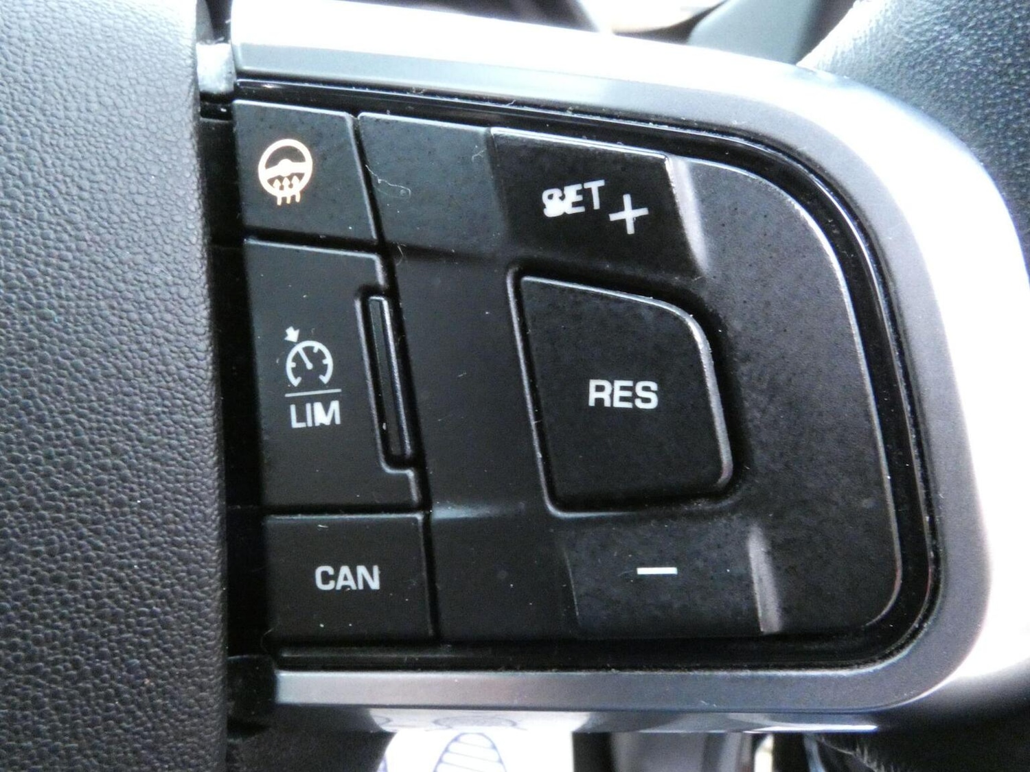 Used Land Rover Discovery Sport 2018 for sale - 77052992: Photo 27