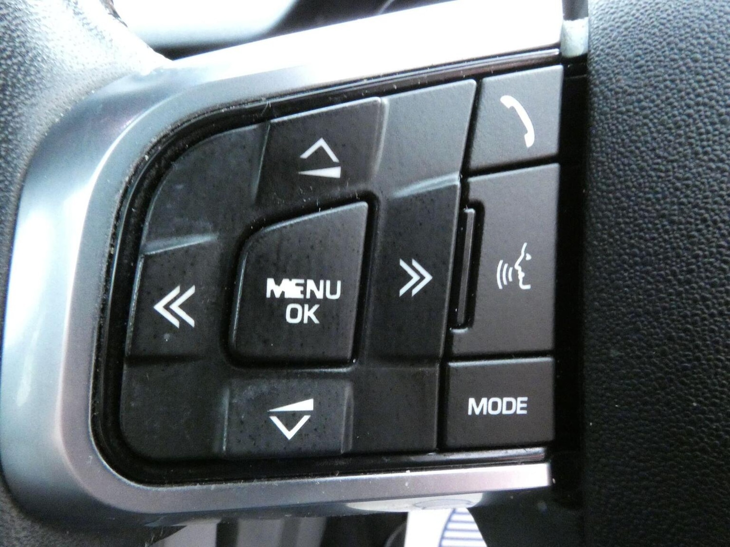 Used Land Rover Discovery Sport 2018 for sale - 77052992: Photo 28