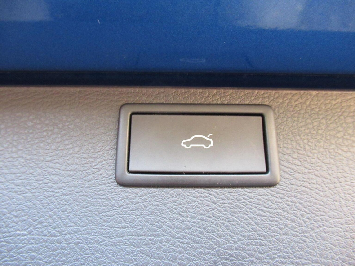 Used Volkswagen Caravelle 2021 for sale - 76986823: Photo 31