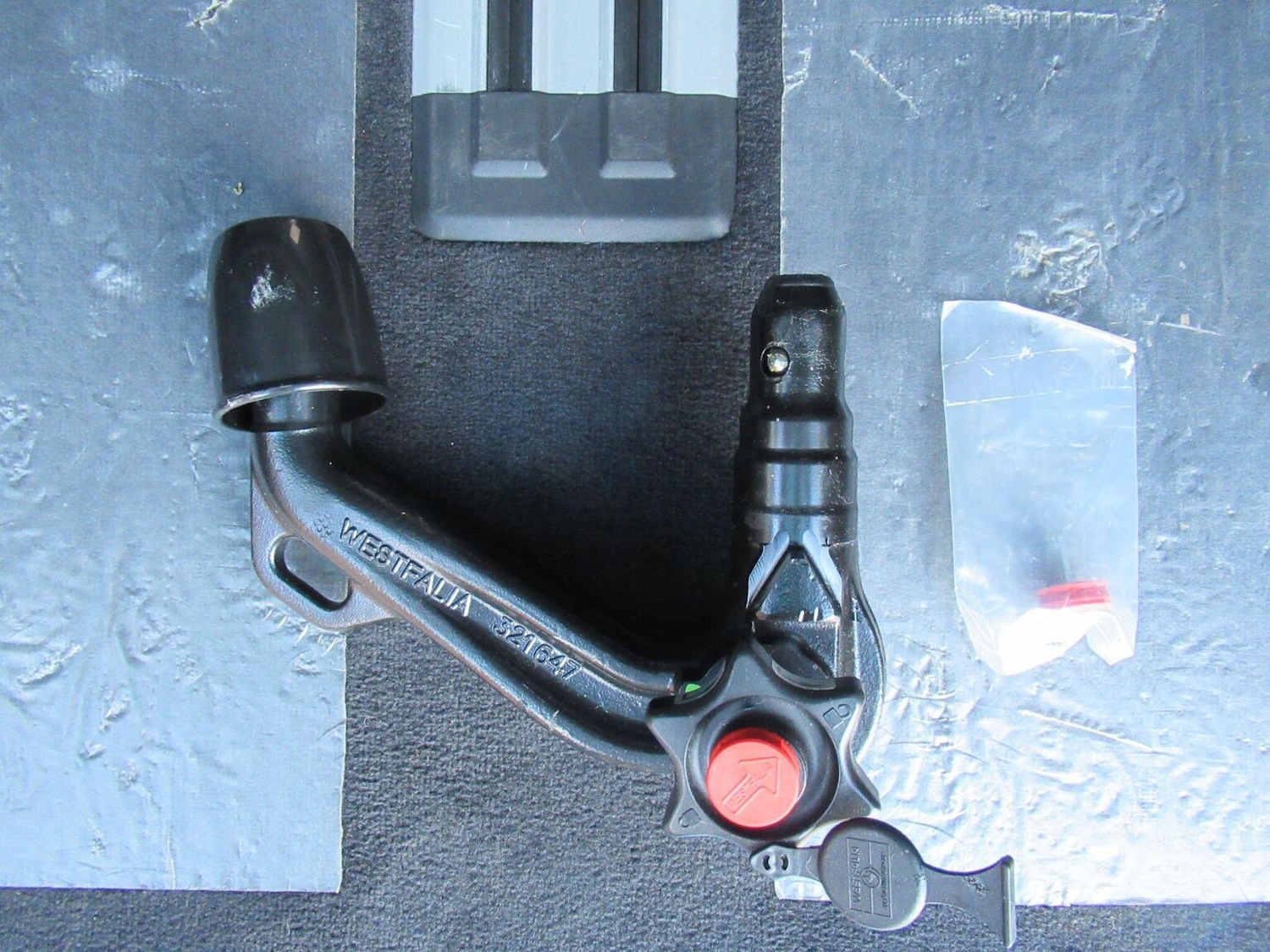 Used Volkswagen Caravelle 2021 for sale - 76986823: Photo 50