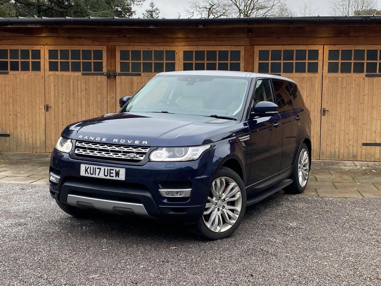 Used Land Rover Range Rover Sport 2017 for sale - 77595439: Photo 1