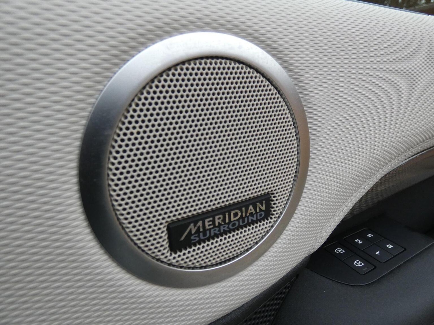 Used Land Rover Discovery 2023 for sale - 77093940: Photo 48