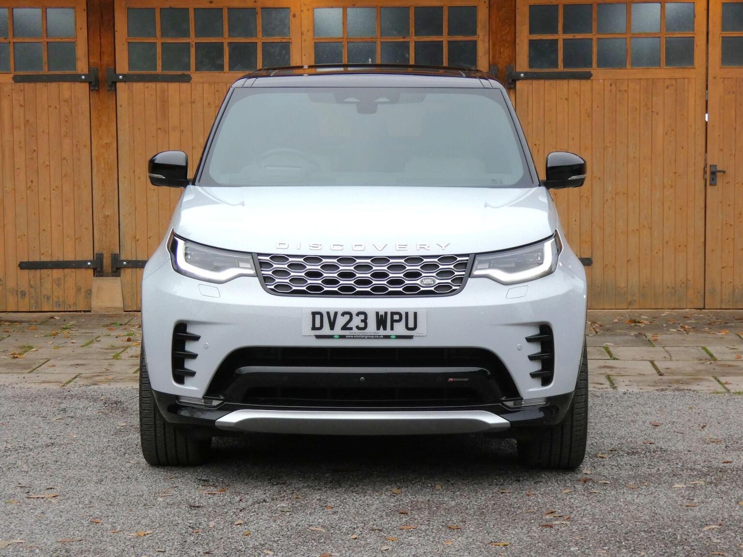 Used Land Rover Discovery 2023 for sale - 77093940: Photo 5