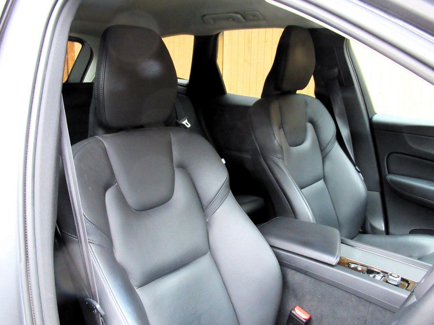 Used Volvo XC60 2019 for sale - 76986763: Photo 14