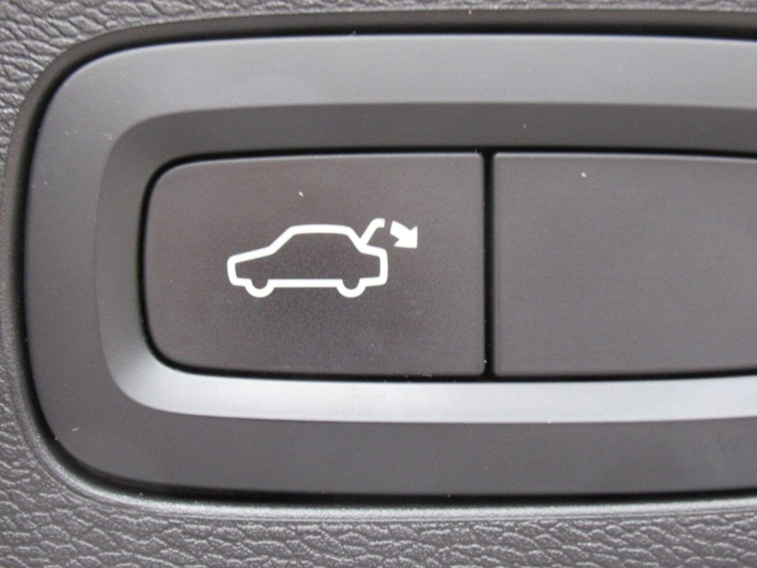 Used Volvo XC60 2019 for sale - 76986763: Photo 19