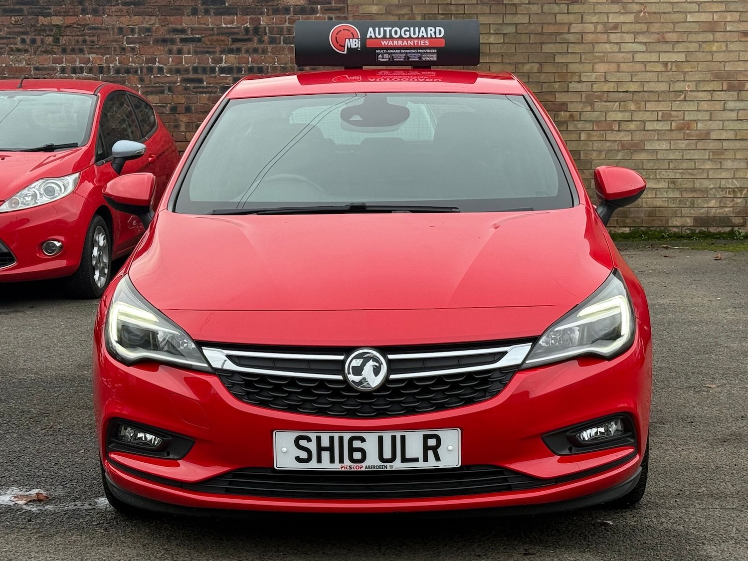 Used Vauxhall Astra 2016 for sale - 77192083: Photo 2