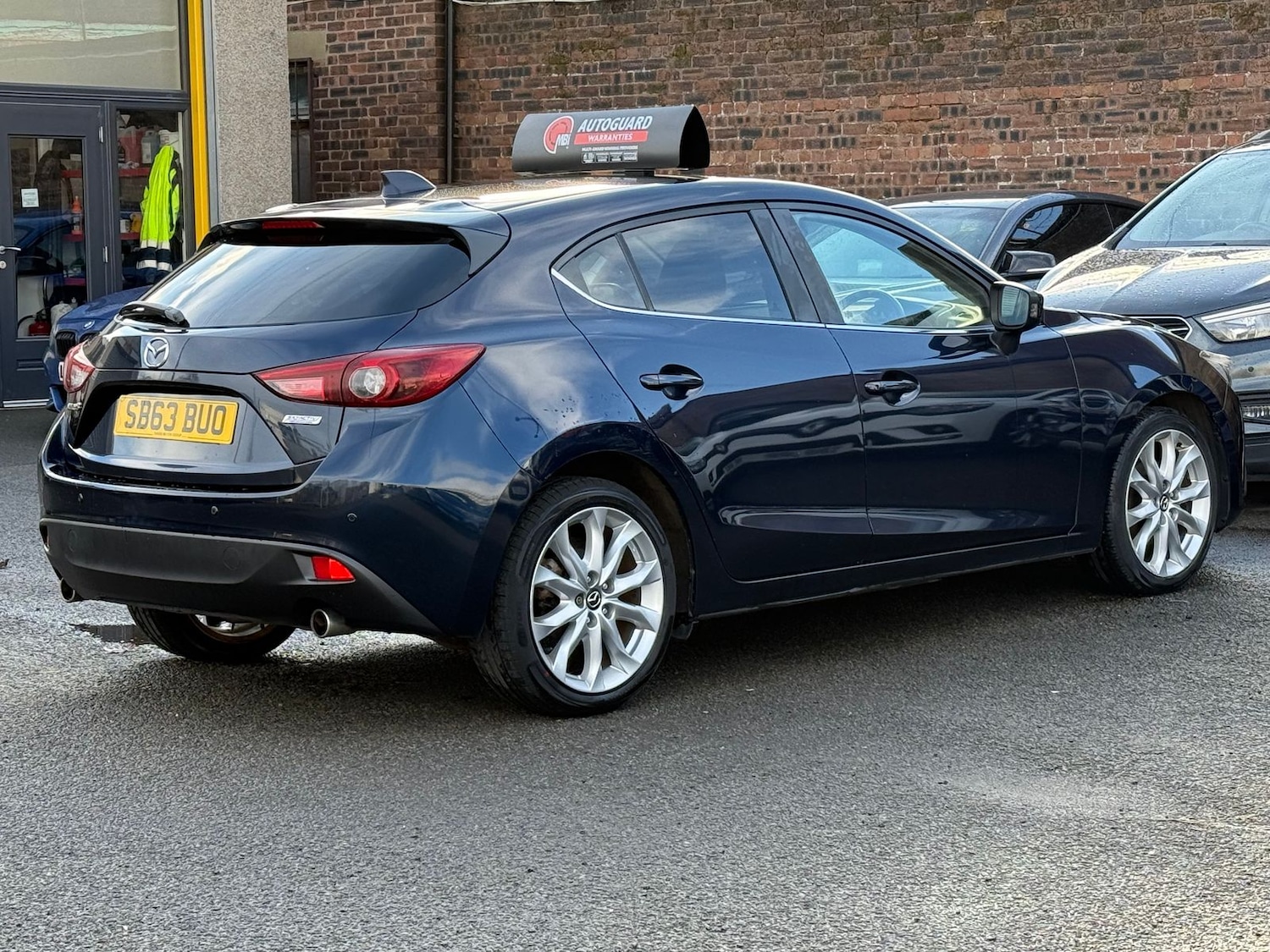 Used Mazda Mazda3 2014 for sale - 77899045: Photo 5