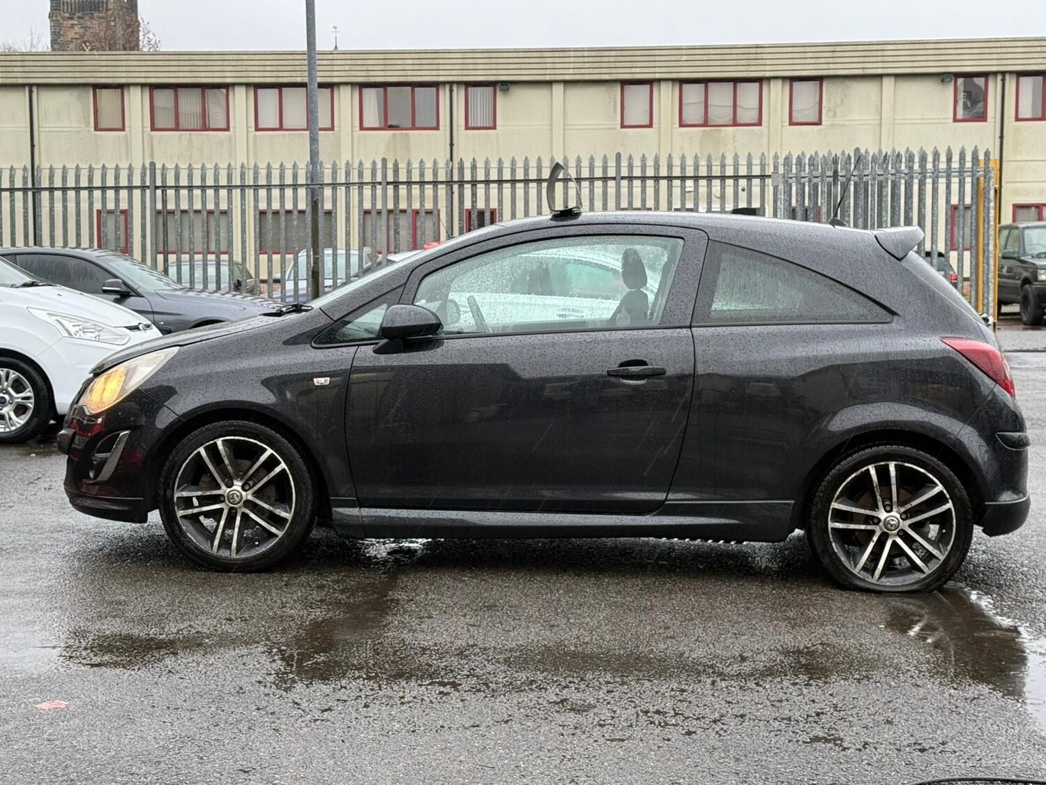 Used Vauxhall Corsa 2014 for sale - 77347045: Photo 8