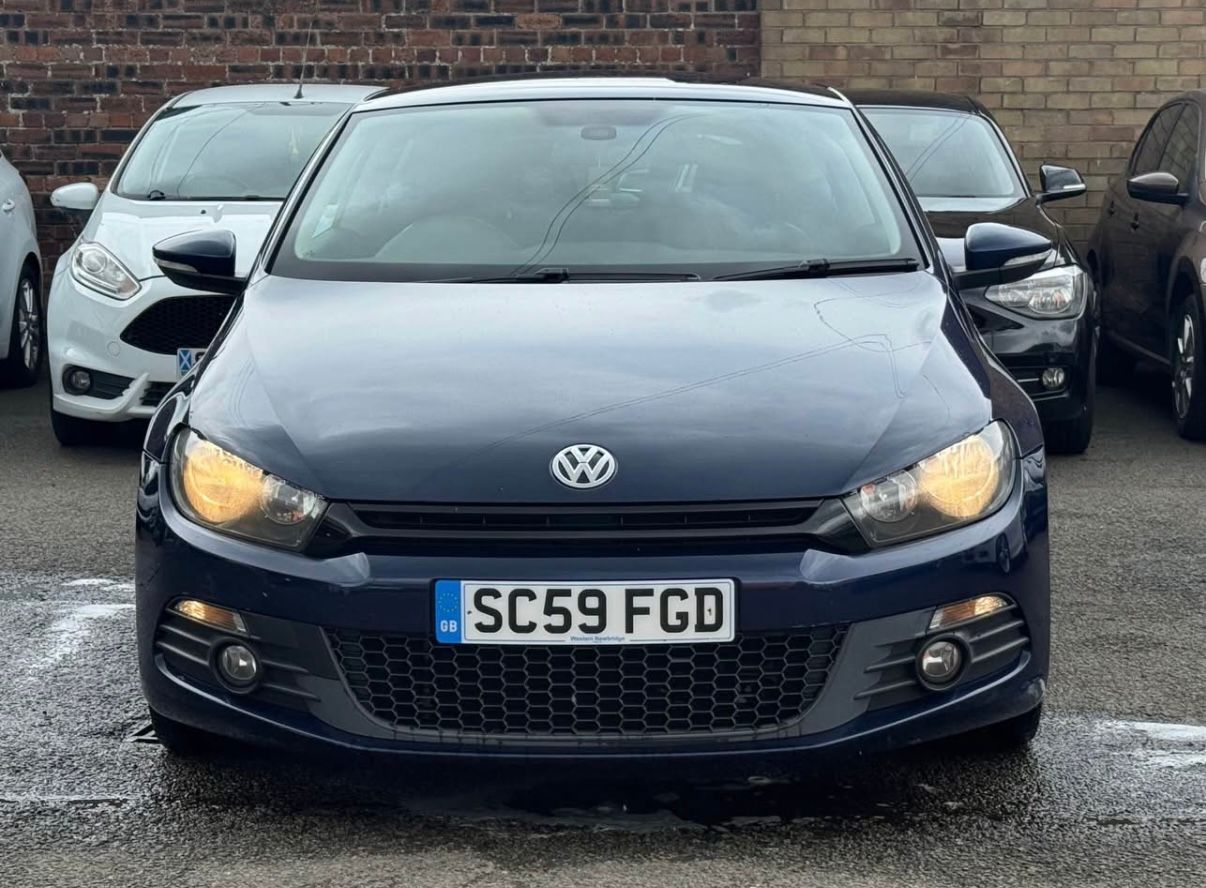 Used Volkswagen Scirocco 2010 for sale - 76586781: Photo 2