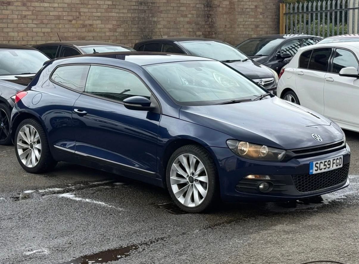 Used Volkswagen Scirocco 2010 for sale - 76586781: Photo 3