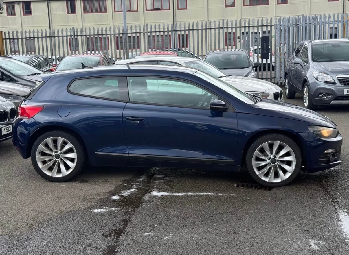 Used Volkswagen Scirocco 2010 for sale - 76586781: Photo 4