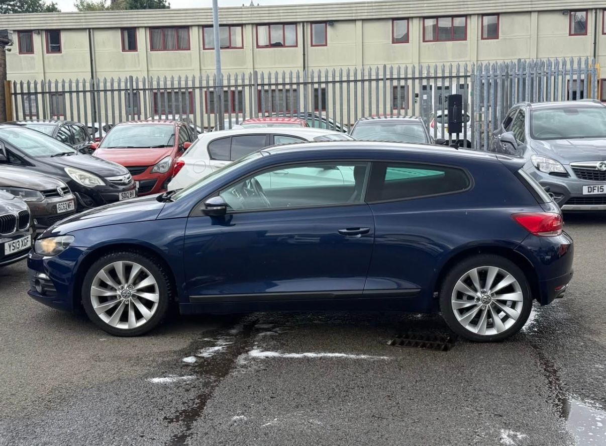 Used Volkswagen Scirocco 2010 for sale - 76586781: Photo 7