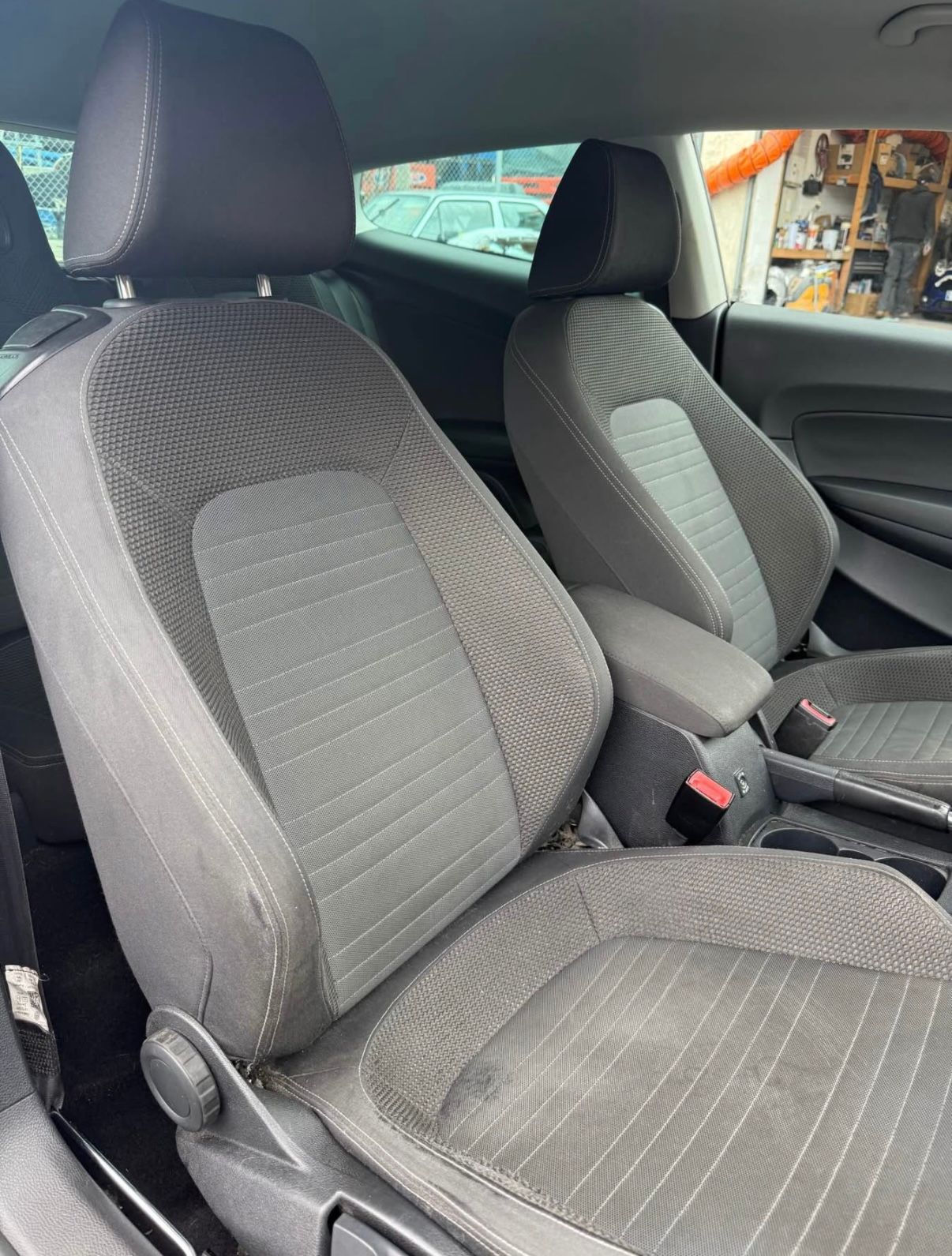 Used Volkswagen Scirocco 2010 for sale - 76586781: Photo 8