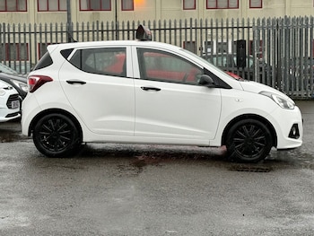 Used Hyundai i10 2015 for sale - 77347044: Photo