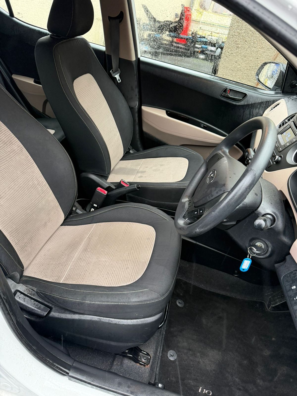 Used Hyundai i10 2015 for sale - 77347044: Photo 9