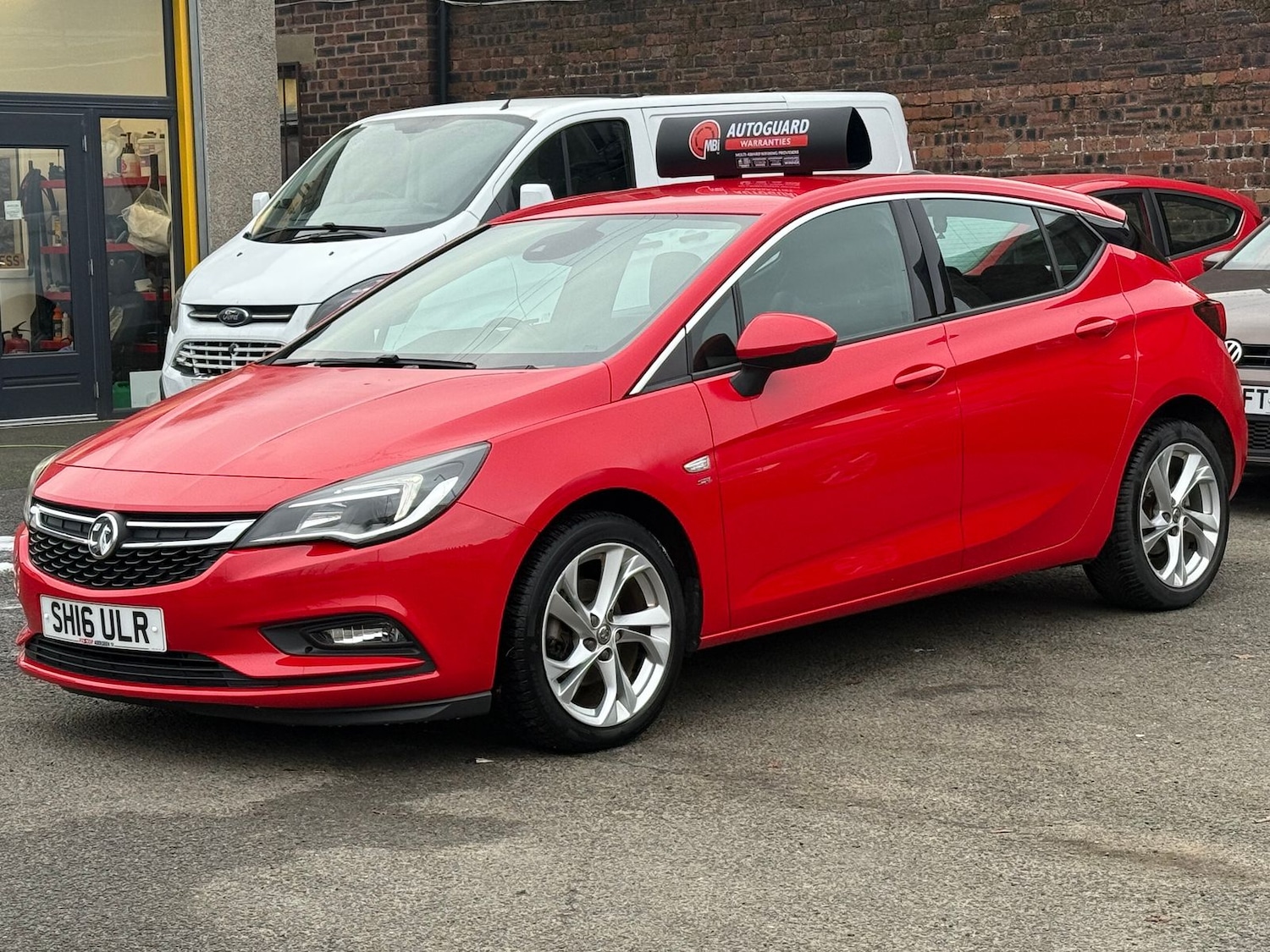 Used Vauxhall Astra 2016 for sale - 76717525: Photo 1