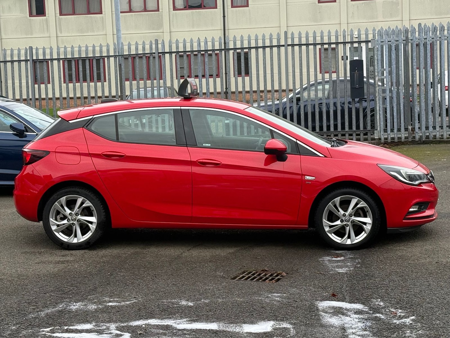 Used Vauxhall Astra 2016 for sale - 76717525: Photo 4