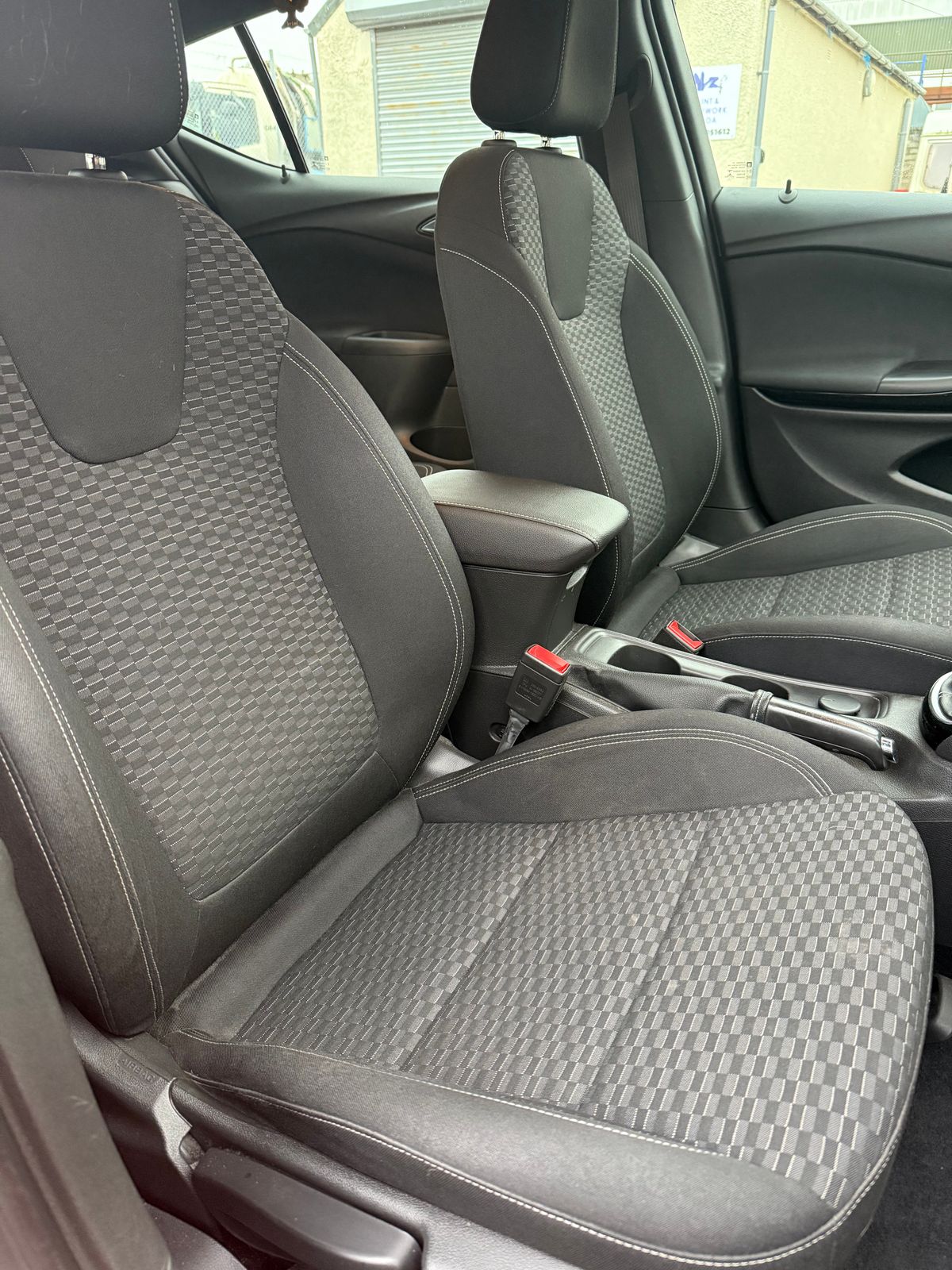 Used Vauxhall Astra 2016 for sale - 76717525: Photo 9