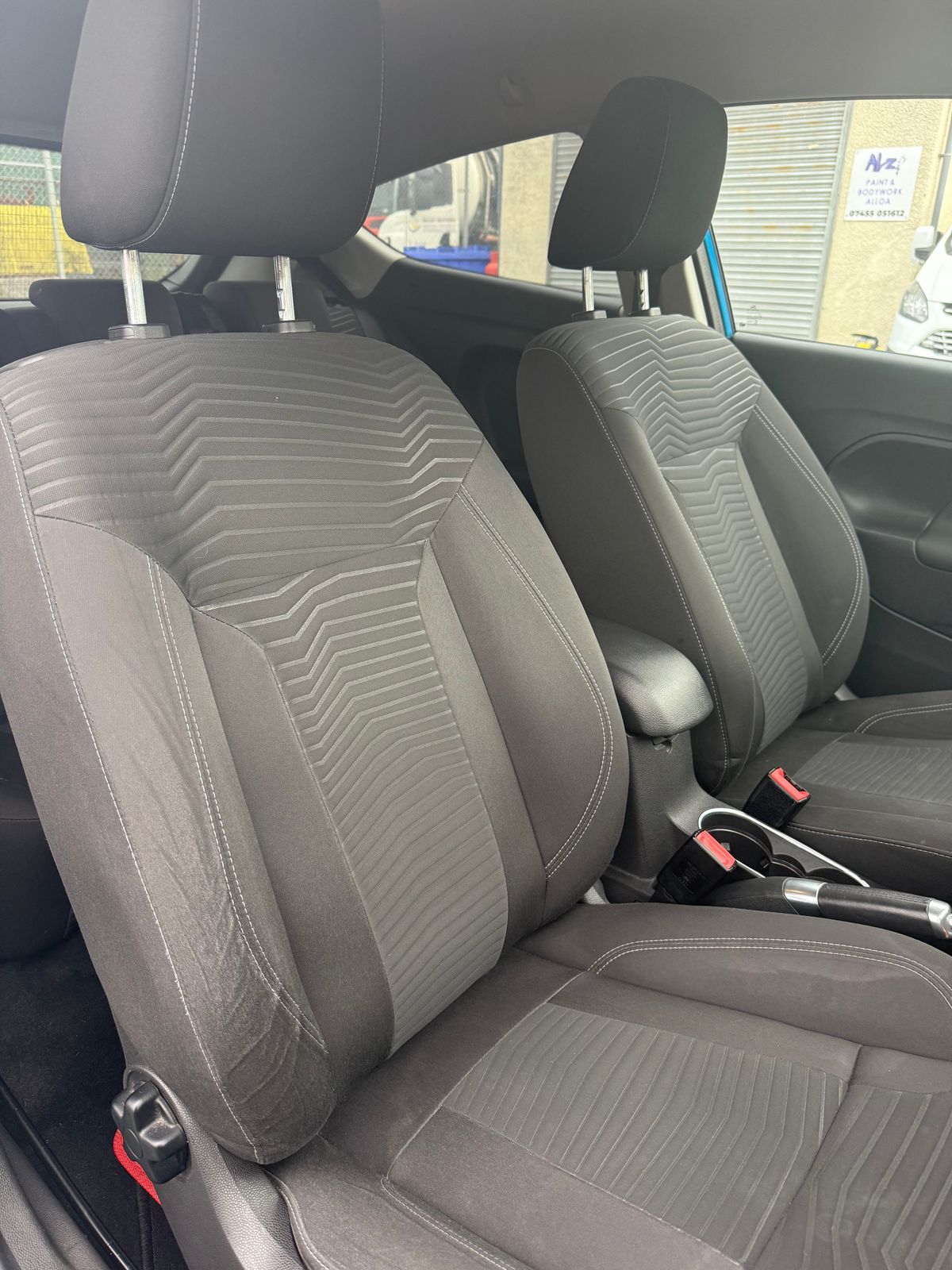 Used Ford Fiesta 2013 for sale - 76297371: Photo 9