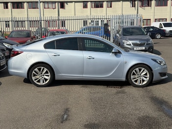 Used Vauxhall Insignia 2015 for sale - 75602770: Photo