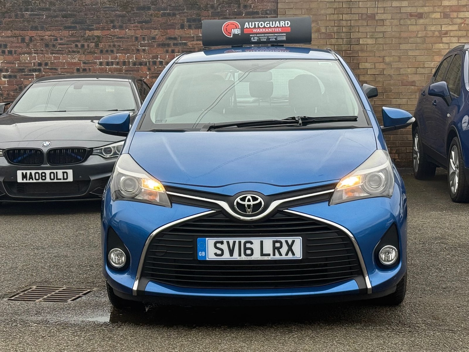 Used Toyota Yaris 2016 for sale - 77841711: Photo 2